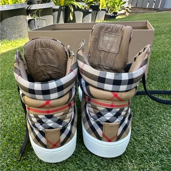 Burberry Check Hightop Sneaker size 37 - Picture 6 of 15